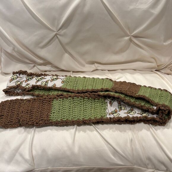 Handmade Toddler / Preschool Star Wars Baby Yoda Knit Hat and Scarf Set NEW - Picture 5 of 5